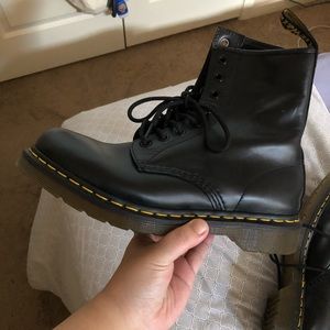 Dr./Doc Martens 1460’s